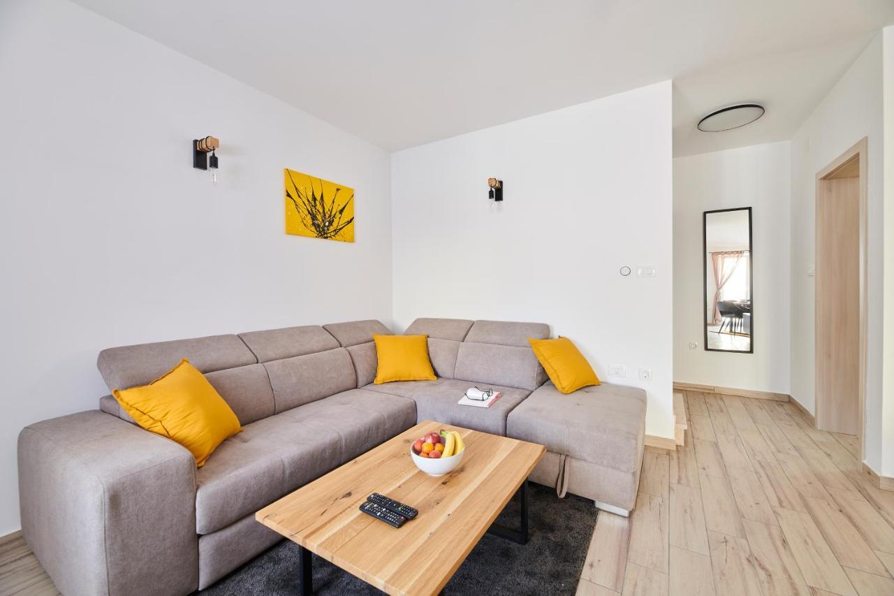 Villa Maris 브르토니글라 외부 사진